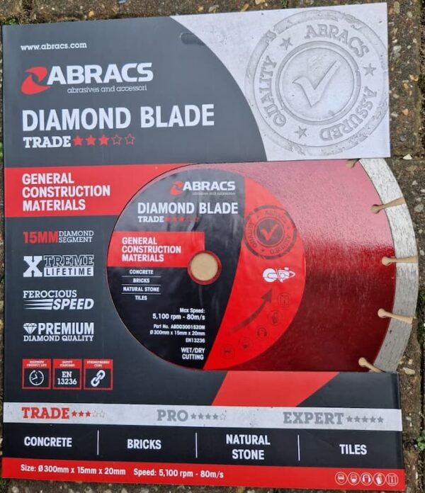 Red 15 for cutting concrete. Has 15 mm of diamond.